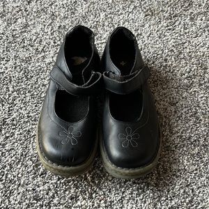 TRUE VINTAGE Dr. Marten Flower Strap Mary Janes